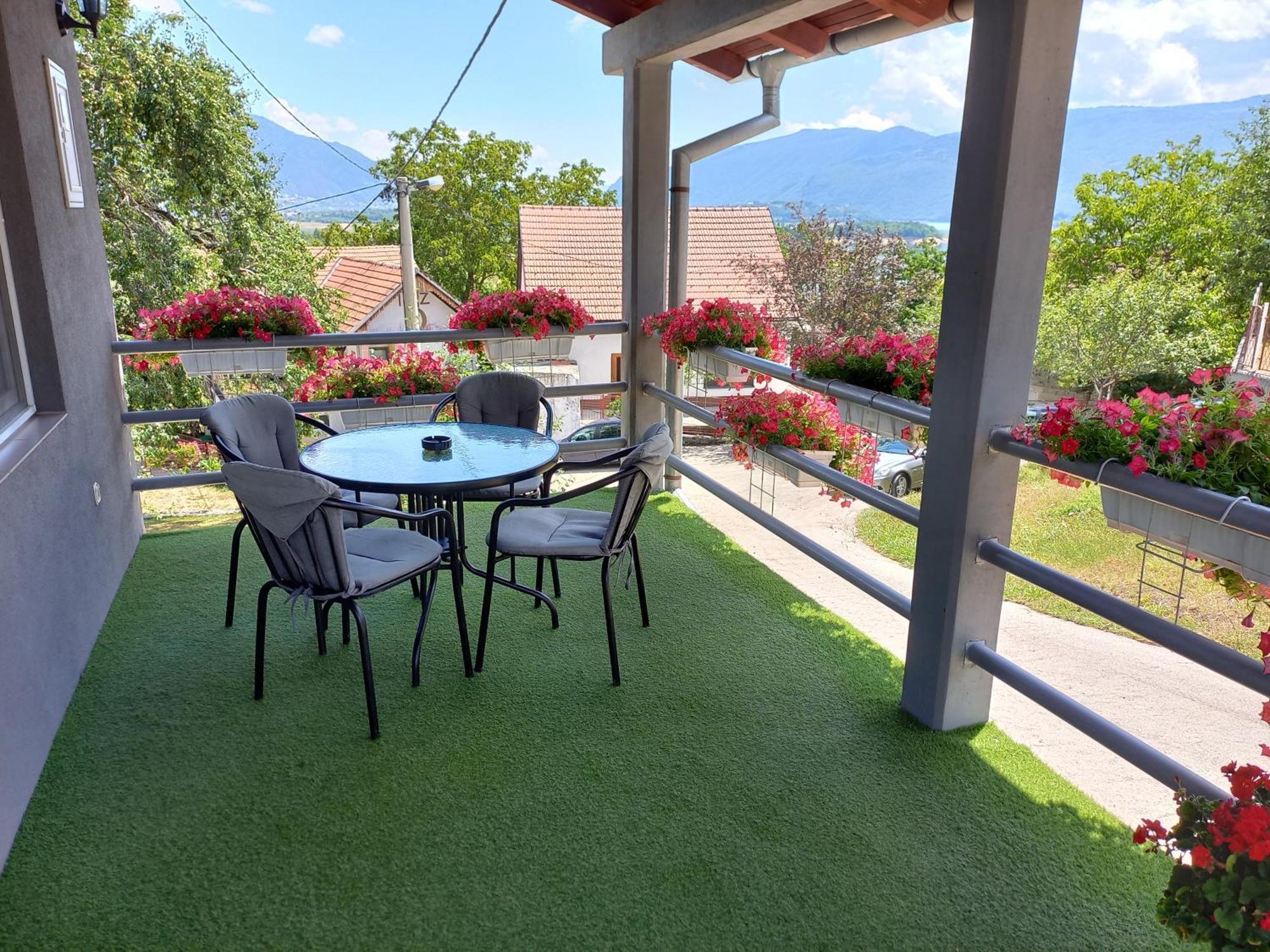 Apartman Konak Prozor Extérieur photo